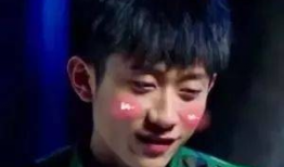 吃瓜爆料情侣头像图片,揭秘吃瓜爆料情侣头像背后的甜蜜故事